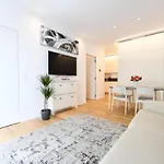 Modern - Free Parking Appartement