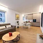 Modern - Free Parking Lägenhet *