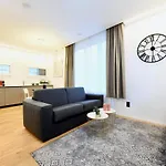 Lägenhet Modern - Free Parking *