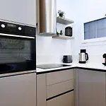 Modern - Free Parking Lugano