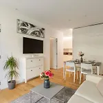 Modern - Free Parking Lägenhet *