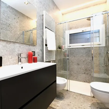 Modern - Free Parking Appartement