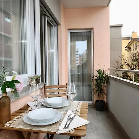 Modern - Free Parking Lejlighed