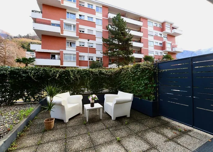 Modern - Free Parking *