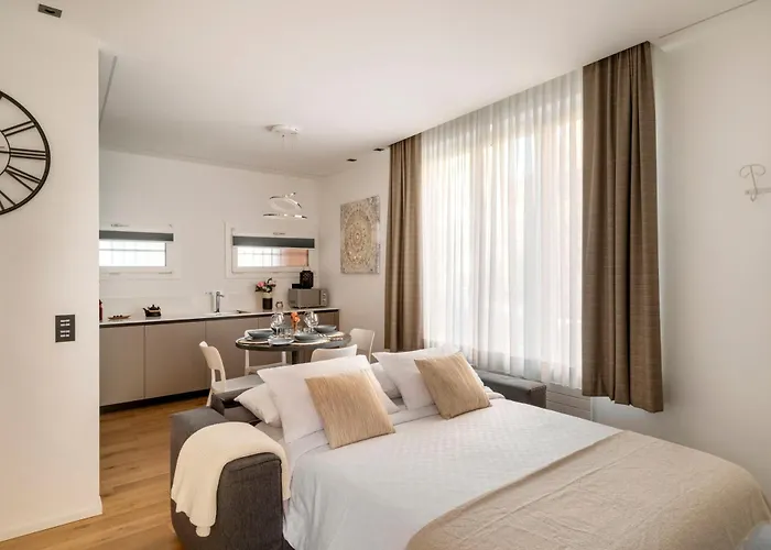 Modern - Free Parking Apartamento